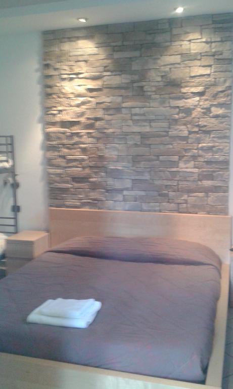 Bed And Breakfast Linate Peschiera Borromeo Exterior photo