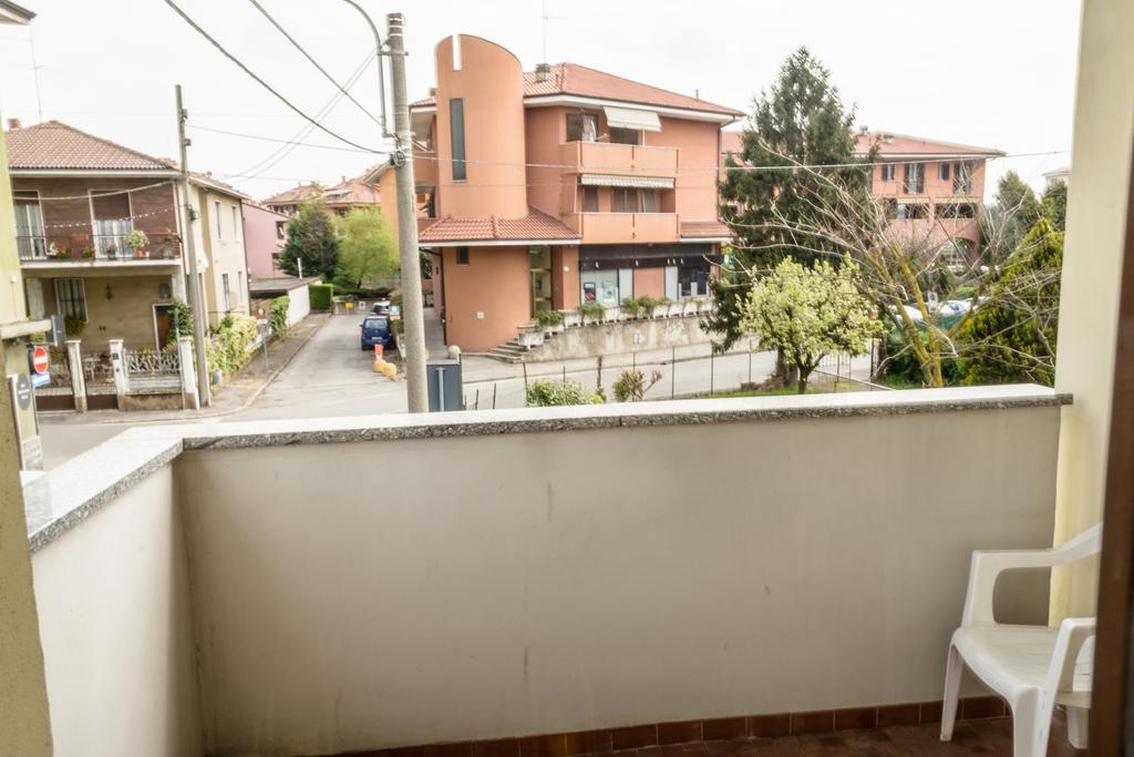 Bed And Breakfast Linate Peschiera Borromeo Exterior photo