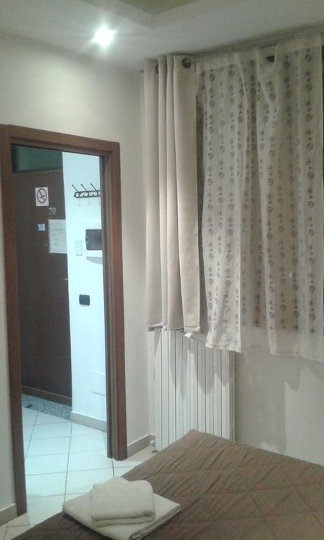Bed And Breakfast Linate Peschiera Borromeo Exterior photo